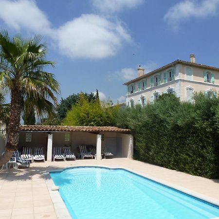 Domaine De L'Aufrene Bed & Breakfast Hyeres Bagian luar foto