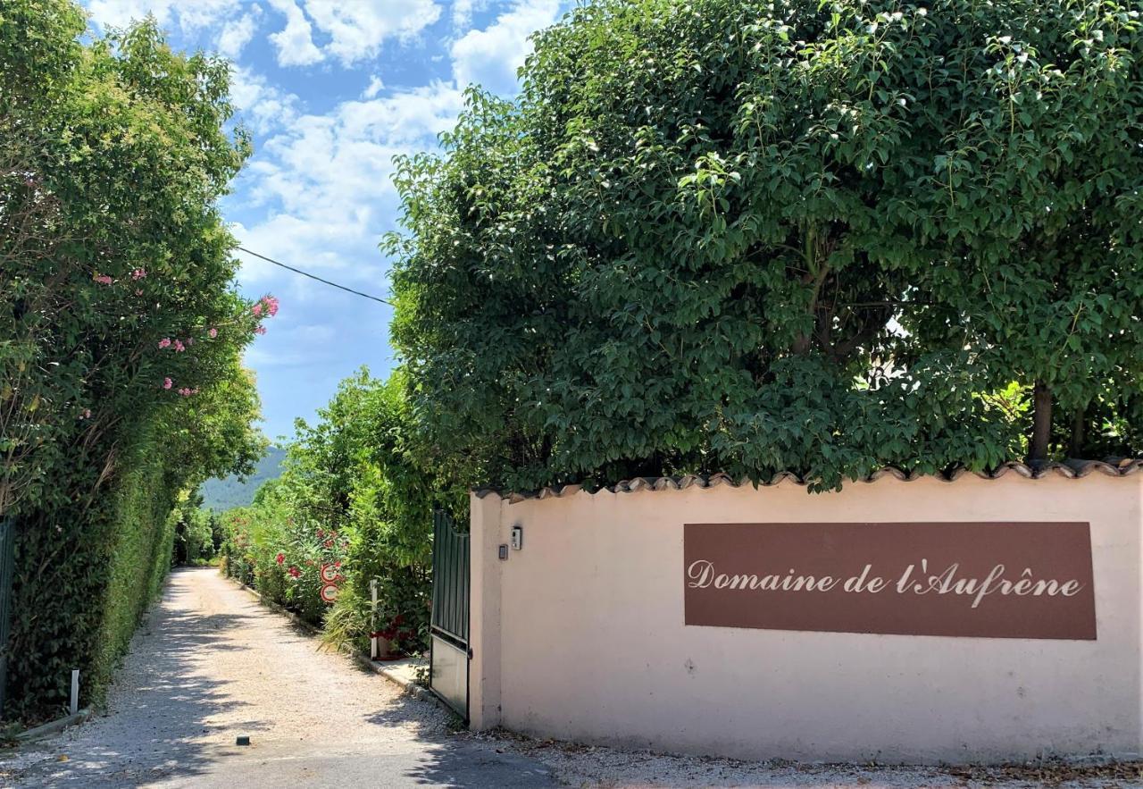 Domaine De L'Aufrene Bed & Breakfast Hyeres Bagian luar foto