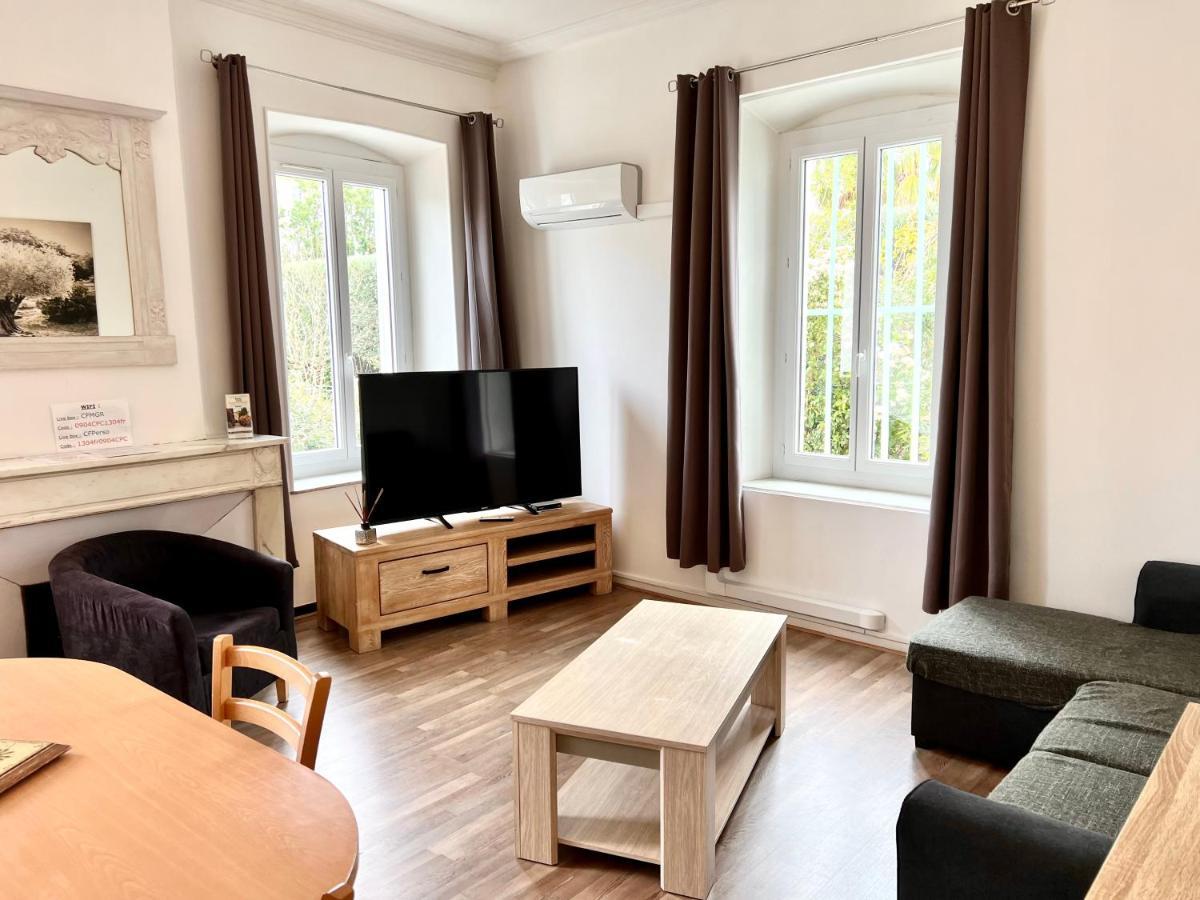 Domaine De L'Aufrene Bed & Breakfast Hyeres Bagian luar foto