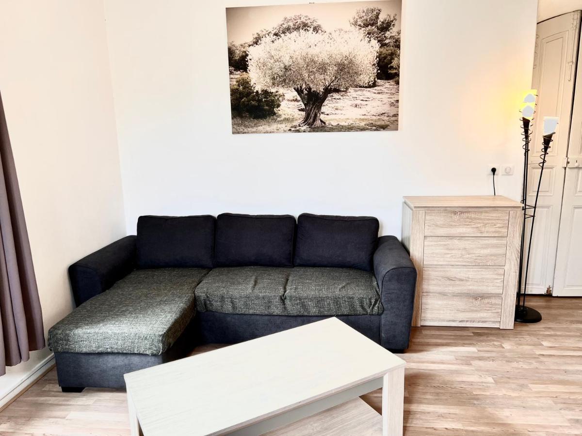 Domaine De L'Aufrene Bed & Breakfast Hyeres Bagian luar foto