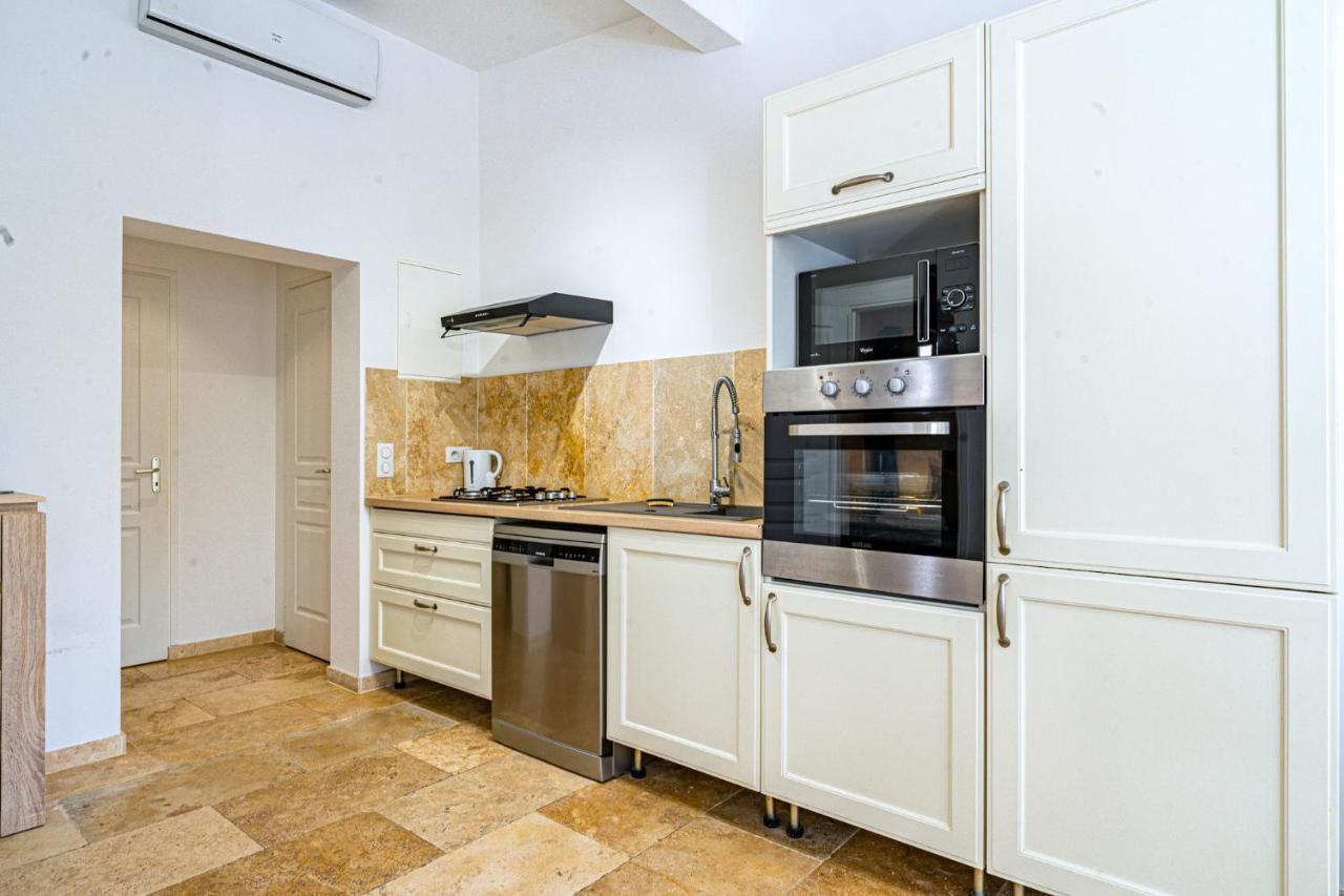 Domaine De L'Aufrene Bed & Breakfast Hyeres Bagian luar foto