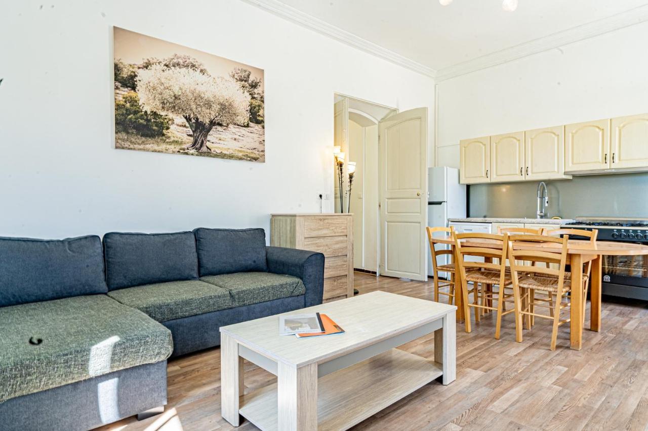 Domaine De L'Aufrene Bed & Breakfast Hyeres Bagian luar foto