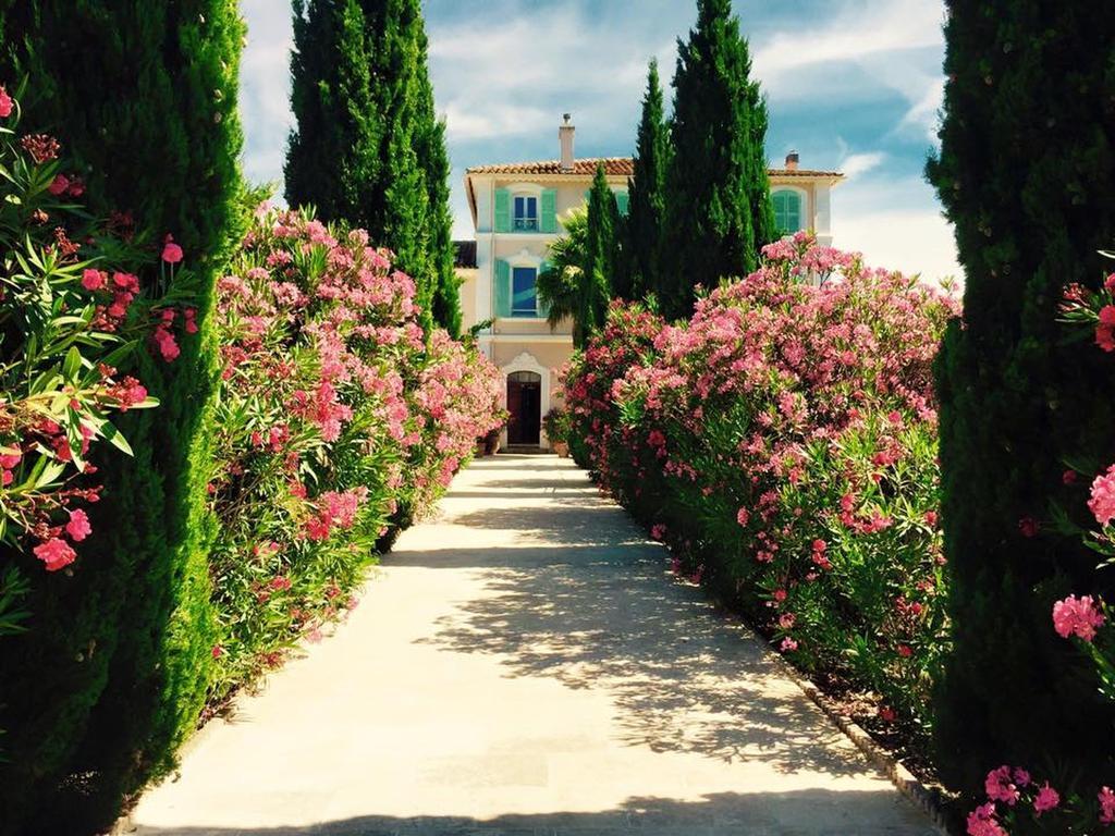 Domaine De L'Aufrene Bed & Breakfast Hyeres Bagian luar foto